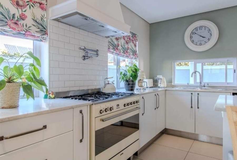 To Let 3 Bedroom Property for Rent in Eversdal Heights Western Cape